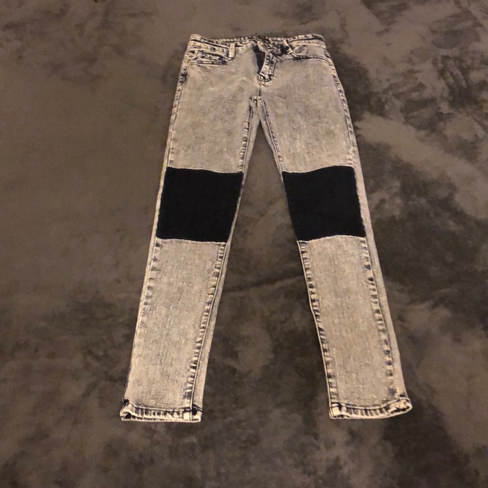 Jean with dark denim knee patches !SOLD!